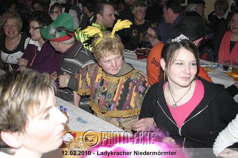 096.jpg