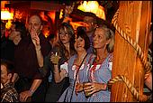084.jpg