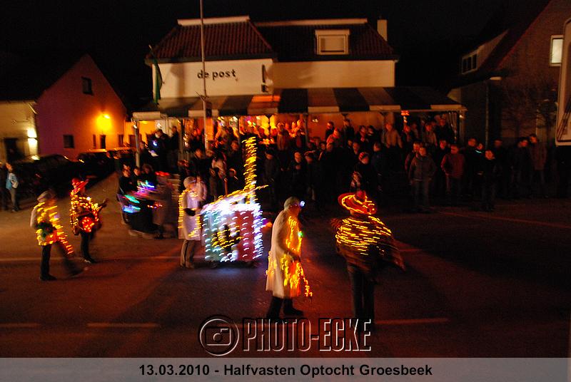 082.jpg