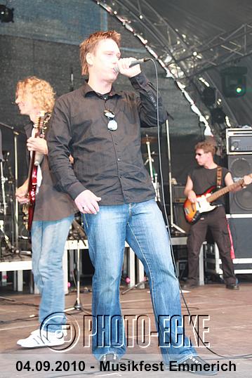 030.jpg