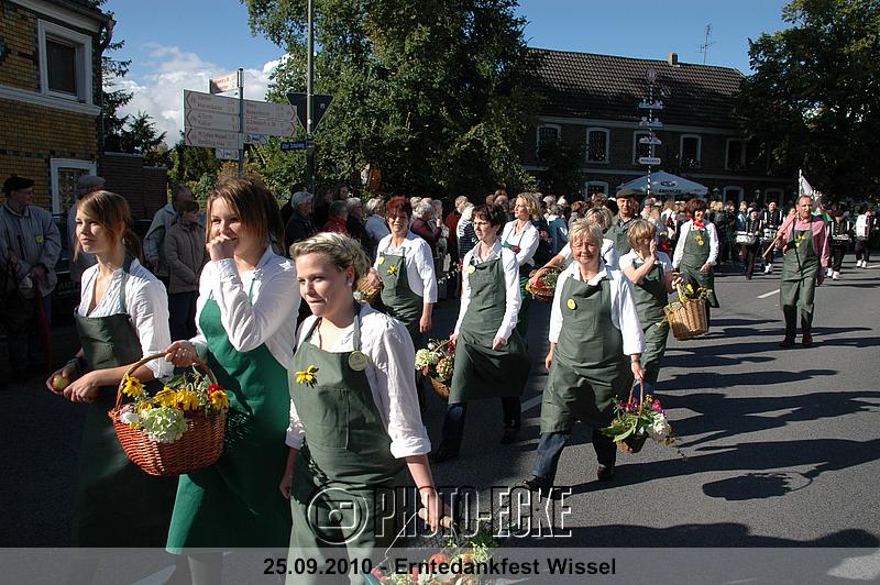 082.jpg