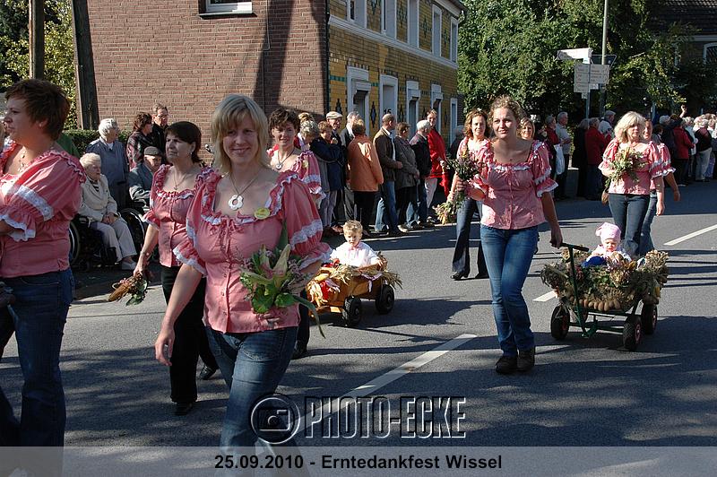 096.jpg